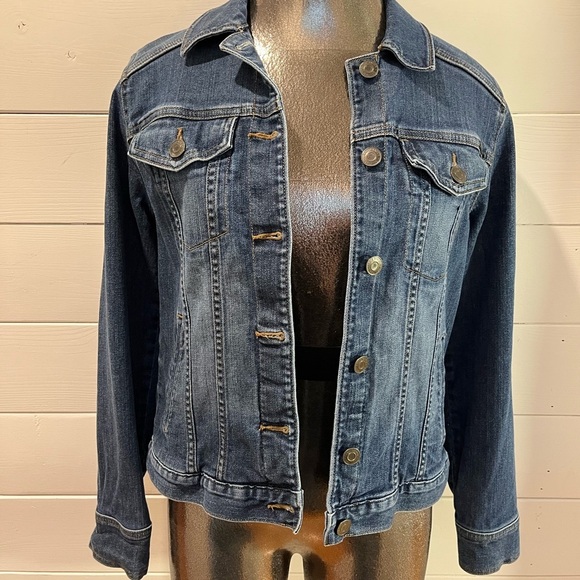 💙 EDDIE BAUER – Classic Denim Jacket – Size M - Picture 1 of 6